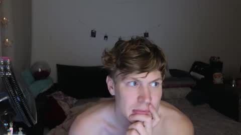  Medaed20  online show from October 7, 2025, 3:53 pm