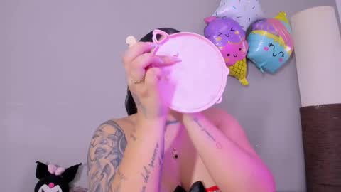 _melodyblossom_ online show from November 3, 2025, 8:10 pm