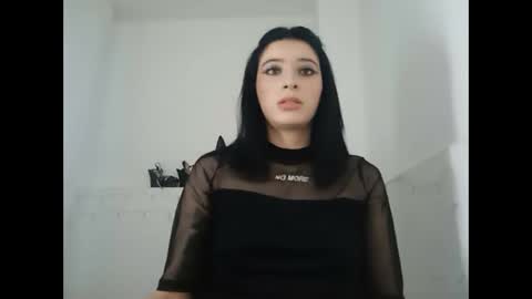 Snapshot of _mia_foster1 chatting on February 2, 2025, 1:23 am Mia-foster online show from February 2, 2025, 1:23 am