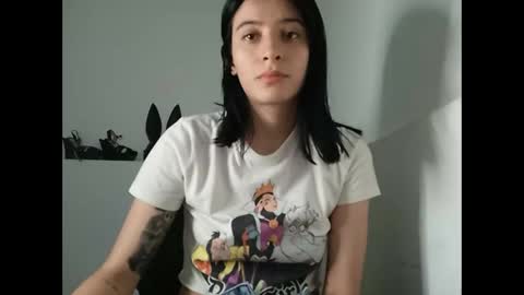 Snapshot of _mia_foster1 chatting on February 6, 2025, 12:43 am Mia-foster online show from February 6, 2025, 12:43 am