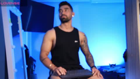 Snapshot of _mikestone chatting on January 13, 2025, 3:47 pm soy mike online show from January 13, 2025, 3:47 pm