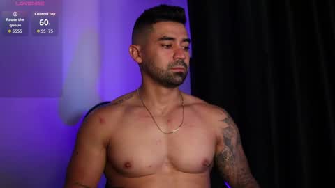 Snapshot of _mikestone chatting on October 19, 2025, 2:07 pm soy mike online show from October 19, 2025, 2:07 pm