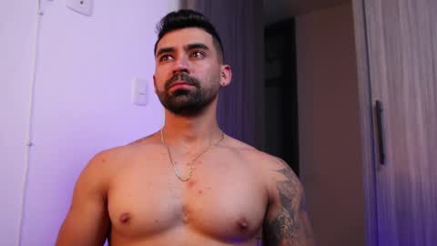 Snapshot of _mikestone chatting on November 1, 2025, 3:08 am soy mike online show from November 1, 2025, 3:08 am