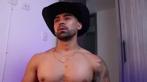 Snapshot of _mikestone chatting on November 1, 2025, 6:54 pm soy mike online show from November 1, 2025, 6:54 pm