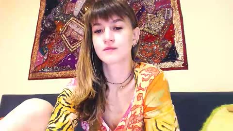 Boo online show from September 21, 2025, 7:37 pm