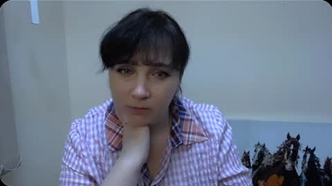 Snapshot of _miranda_sun chatting on December 23, 2024, 12:08 pm Miranda online show from December 23, 2024, 12:08 pm