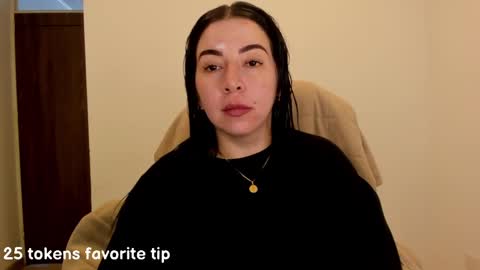 _miss_coco_ online show from March 8, 2025, 1:25 pm