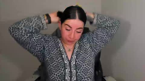 _miss_coco_ online show from October 1, 2025, 2:17 am