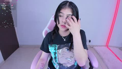 Snapshot of _misshoneyxx chatting on December 4, 2024, 1:03 am Hanna  Idependent Model   online show from December 4, 2024, 1:03 am
