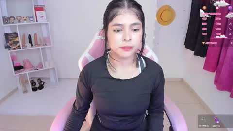 Snapshot of _misshoneyxx chatting on February 20, 2025, 4:18 am Hanna  Idependent Model   online show from February 20, 2025, 4:18 am