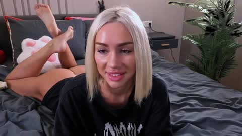 Snapshot of _mito_69 chatting on February 18, 2026, 1:12 am alienmito online show from February 18, 2026, 1:12 am