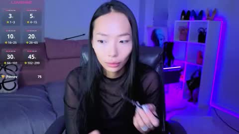 Snapshot of _miura_ chatting on November 22, 2025, 1:15 am MIURA online show from November 22, 2025, 1:15 am