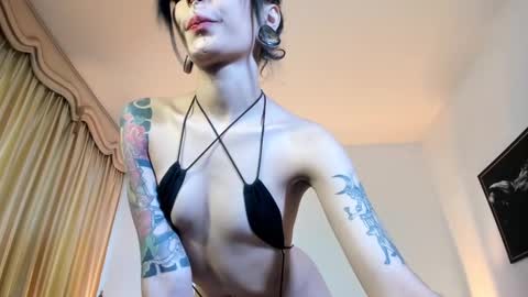 Snapshot of _mizuki chatting on February 19, 2025, 5:38 pm mizuki  online show from February 19, 2025, 5:38 pm