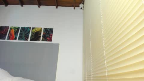 _molly_rosse_ online show from January 6, 2026, 11:47 am