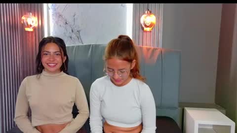 Molly online show from November 24, 2025, 2:17 pm