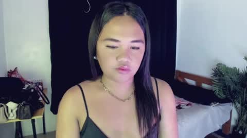 Snapshot of _mslibaylibay_ chatting on July 23, 2026, 7:39 am Angel online show from July 23, 2026, 7:39 am