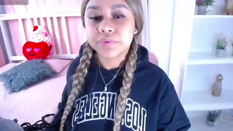 Snapshot of _nahom_ chatting on February 24, 2025, 8:49 am nahomi online show from February 24, 2025, 8:49 am