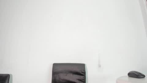 shantall online show from February 2, 2025, 8:51 pm