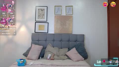 Snapshot of _naomi_s chatting on January 5, 2026, 5:27 pm _naomi_s online show from January 5, 2026, 5:27 pm