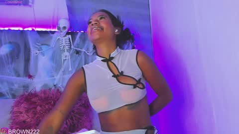 naomi brown online show from October 4, 2025, 4:54 am