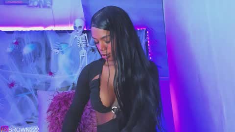 naomi brown online show from October 8, 2025, 5:27 am