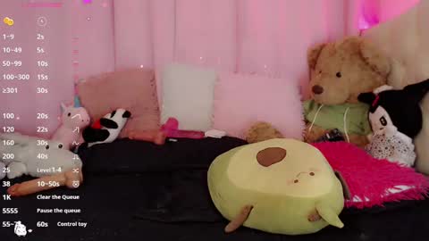 Snapshot of _natsuki chatting on January 30, 2025, 6:35 am _natsuki online show from January 30, 2025, 6:35 am