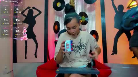 Nicky  Please help me with your thumbs up its importan online show from December 19, 2025, 7:32 pm