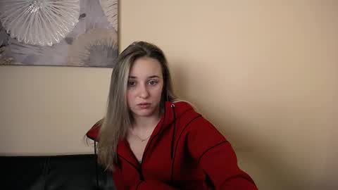 Snapshot of _nicole_new chatting on December 16, 2025, 9:58 am Nica online show from December 16, 2025, 9:58 am