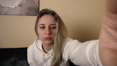 Snapshot of _nicole_new chatting on January 9, 2026, 1:14 pm Nica online show from January 9, 2026, 1:14 pm