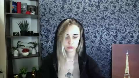 Snapshot of _nicole_new chatting on February 15, 2026, 2:36 pm Nica online show from February 15, 2026, 2:36 pm