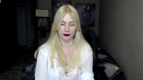 Donella    online show from January 29, 2025, 5:45 pm