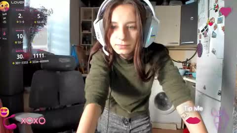 Nika online show from October 24, 2025, 12:45 pm