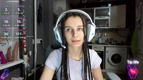 Nika online show from December 14, 2025, 7:40 pm