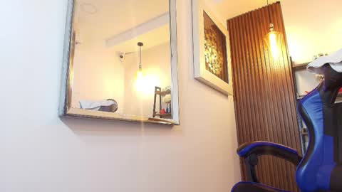 Snapshot of _olivia_fox_ chatting on January 14, 2026, 11:05 am Olivia online show from January 14, 2026, 11:05 am