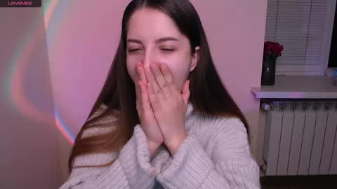 Olivia online show from December 18, 2025, 1:39 pm