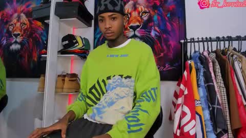 Kevin  online show from October 31, 2025, 9:10 am