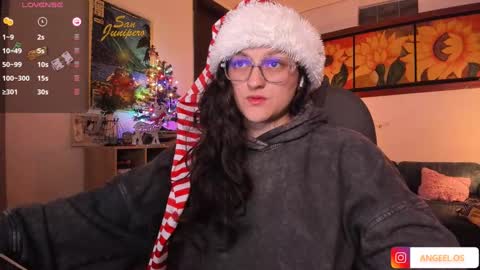 Snapshot of _peach__ chatting on December 27, 2024, 6:35 am violeta ig online show from December 27, 2024, 6:35 am