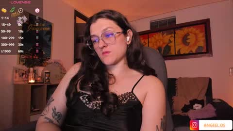 Snapshot of _peach__ chatting on February 13, 2025, 6:09 am violeta ig online show from February 13, 2025, 6:09 am