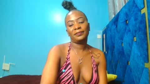 Snapshot of _peach_p chatting on February 12, 2025, 6:29 am Peach online show from February 12, 2025, 6:29 am