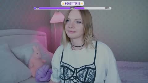 Snapshot of _penisflytrap_ chatting on March 16, 2026, 5:44 am Viktoria online show from March 16, 2026, 5:44 am