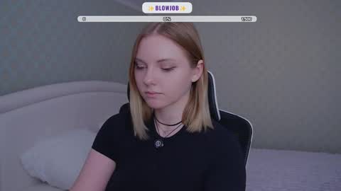 Snapshot of _penisflytrap_ chatting on March 18, 2026, 12:08 pm Viktoria online show from March 18, 2026, 12:08 pm