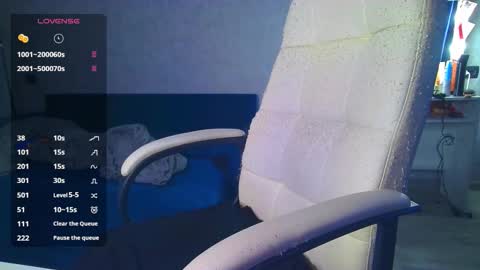 Ilona online show from December 14, 2025, 8:41 am