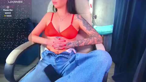 Ilona online show from March 20, 2026, 5:23 am