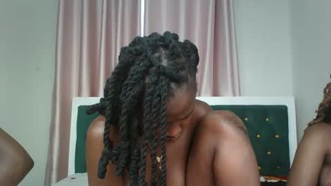 Snapshot of _pretty_savage chatting on April 27, 2026, 8:34 am savage online show from April 27, 2026, 8:34 am