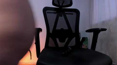 Snapshot of _purplecherry_ chatting on January 15, 2025, 10:57 pm Cherr online show from January 15, 2025, 10:57 pm