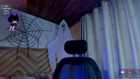 Raven online show from October 17, 2025, 2:41 pm