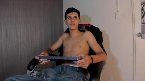 Snapshot of _realwav chatting on October 18, 2025, 5:46 pm wav online show from October 18, 2025, 5:46 pm