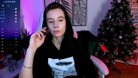 Snapshot of _rein_ramm chatting on December 28, 2024, 12:35 pm Rein online show from December 28, 2024, 12:35 pm