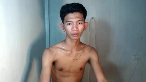 Snapshot of _rellvanxx chatting on November 5, 2025, 10:43 pm _rellvanxx online show from November 5, 2025, 10:43 pm