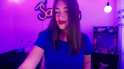  SantaLove  online show from February 25, 2025, 7:58 pm